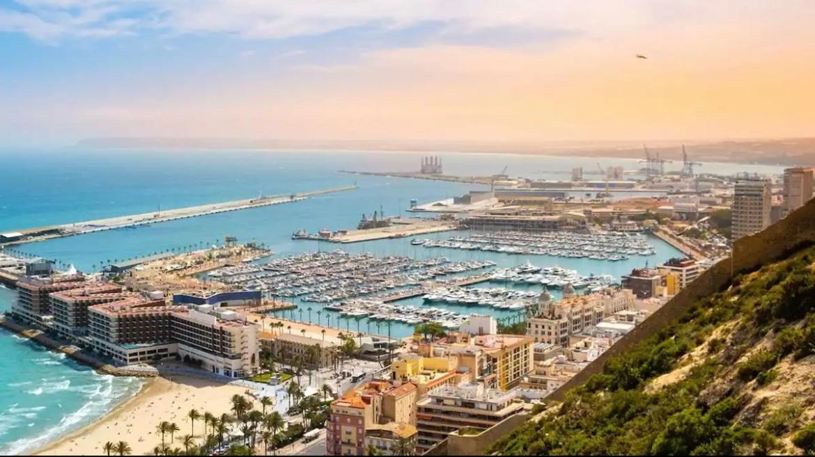 Apartamentos Breton 17 Suite Con Terraza Alicante Exterior foto